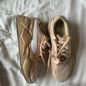 Puma Beige and White Women's Sneakers
